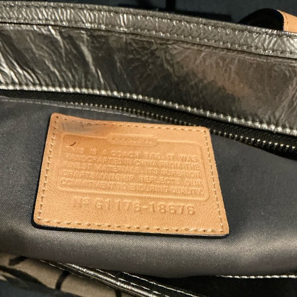 Coach G1176-18676 Silver and Black Tote Bag with Signature Style - Picture 11 of 14